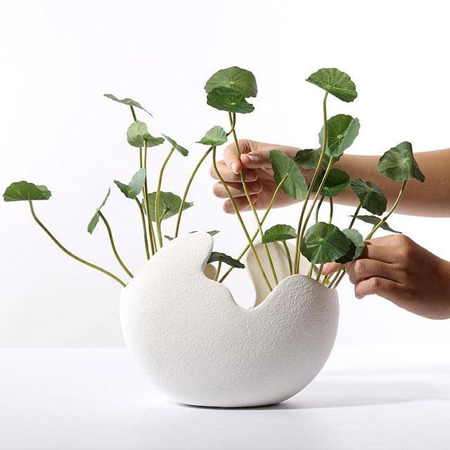 Eggshell Ceramic Vase - Glamorous Hangups Ltd