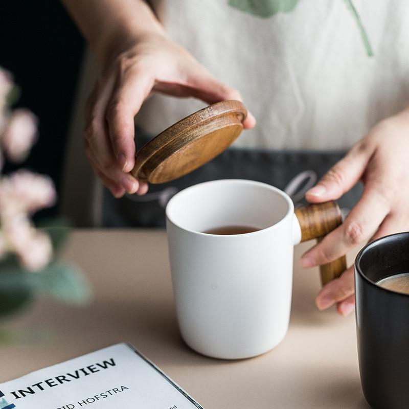 Nordic Coffee Mug with Wooden Handle & Lid - Glamorous Hangups Ltd